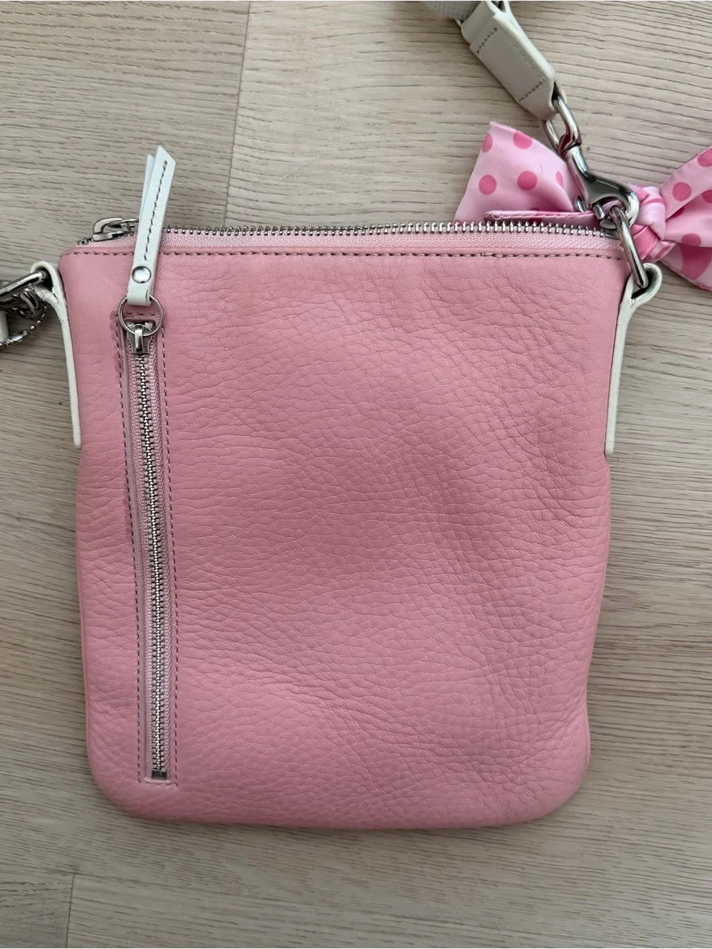 Vintage Coach Crossbody - Pink